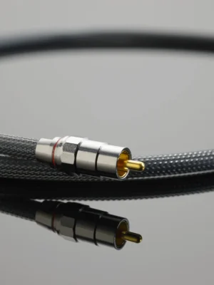 HIGH PERFORMANCE 75-OHM DIGITAL LINK