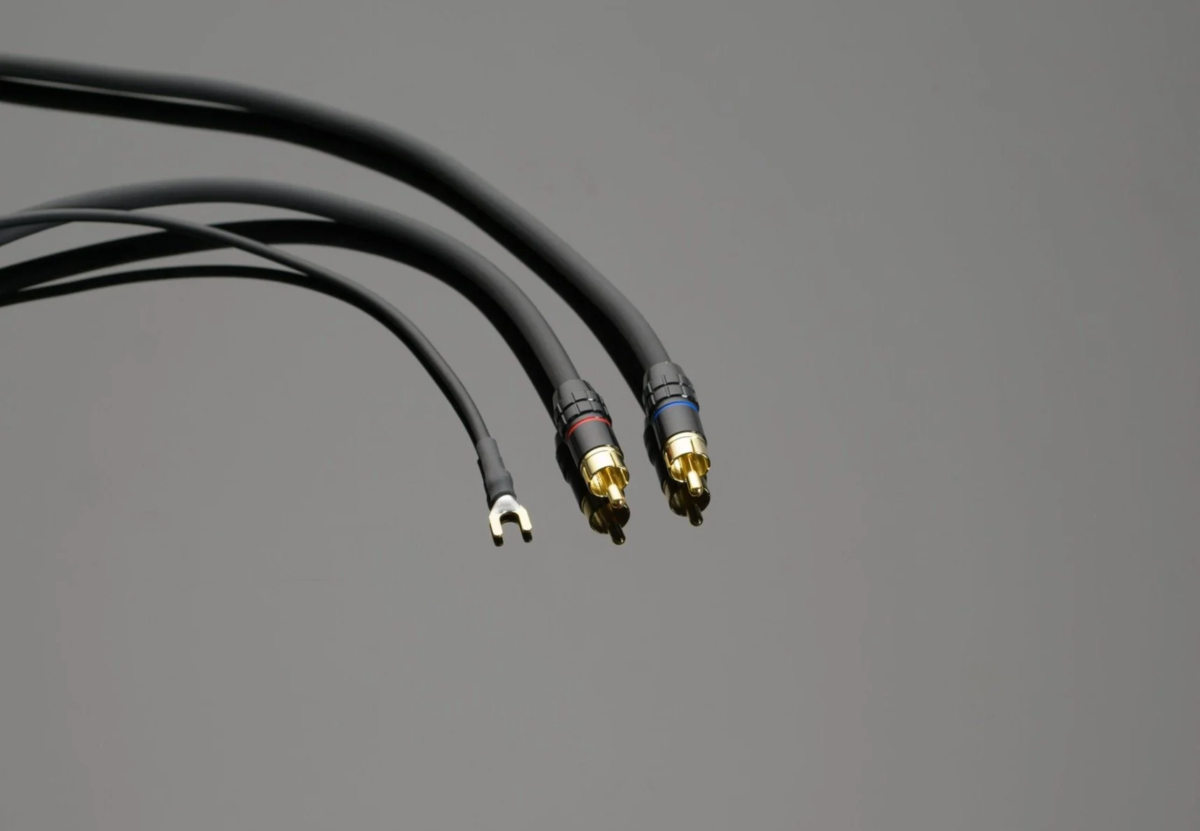 transparent-audio-link-wave-link-phono-interconnect-23245643645098_5000x