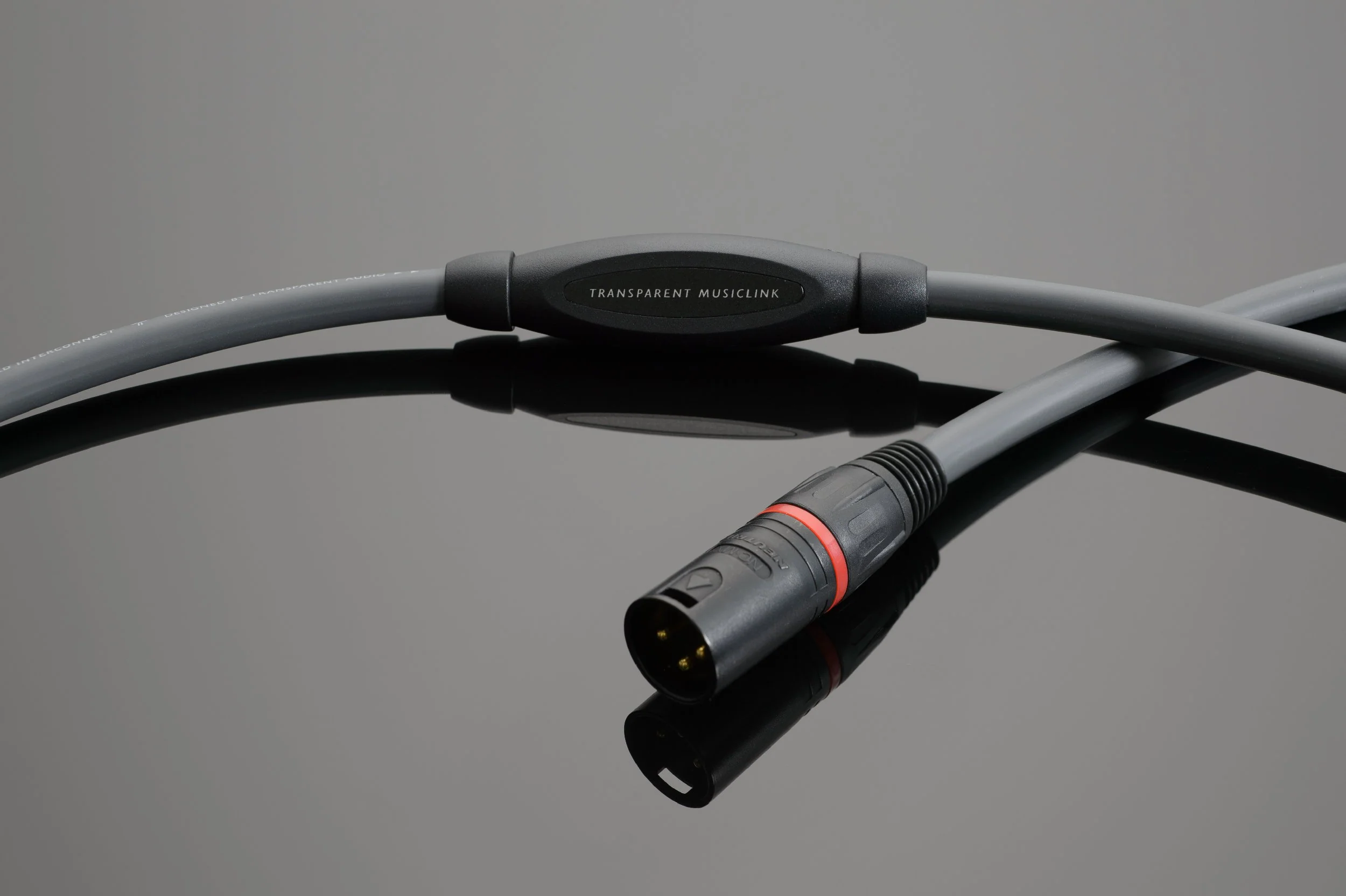 transparent-audio-musiclink-musicwave-musiclink-balanced-interconnect-23245632438442_5000x (1)