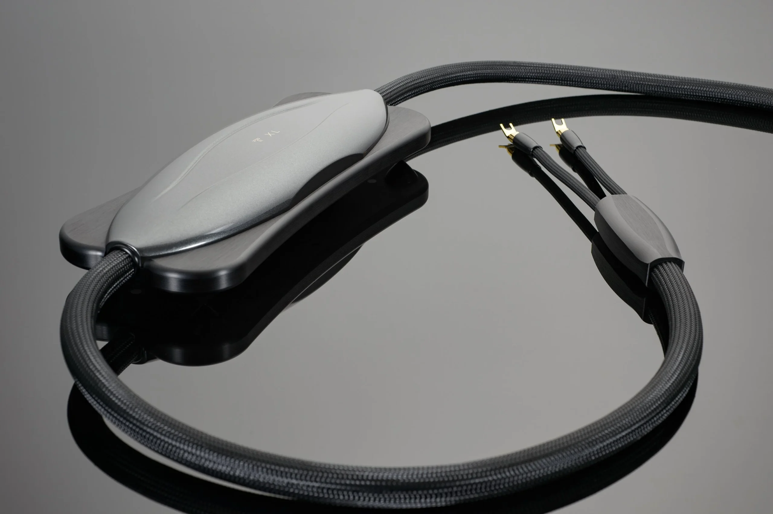 transparent-audio-xl-xl-speaker-cable-28322369896618_5000x