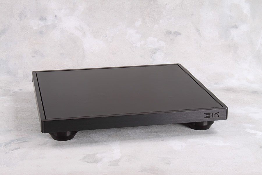 R1-1921-Black-HR