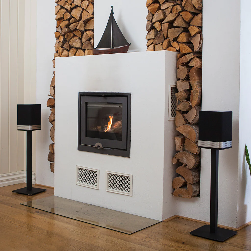 speaker-stand-1